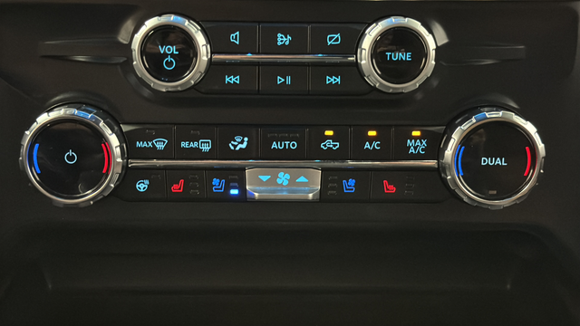 Used 2024 Antimatter Blue Metallic Ford King Ranch image 19