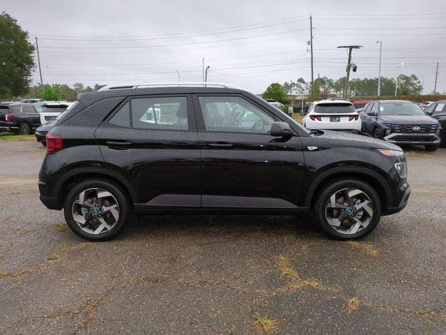 New 2026 Black Hyundai SEL image 4