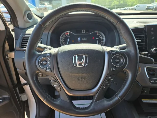 Used 2023 White Honda RTL-E image 32