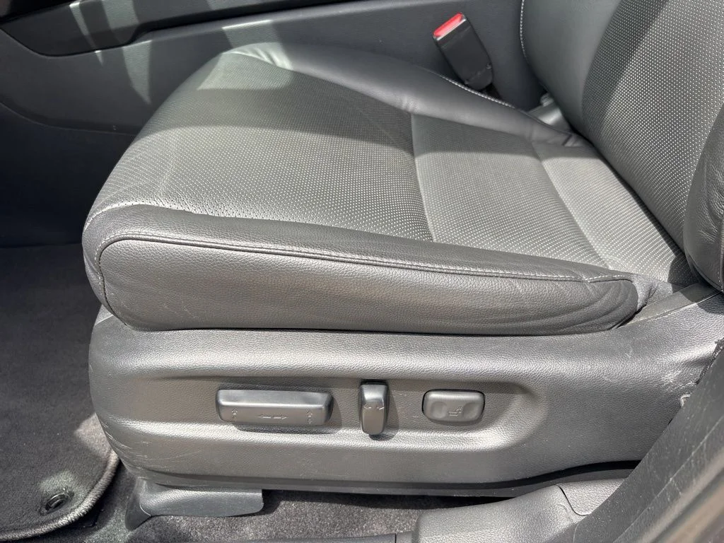 Used 2025 Black Honda RTL image 14