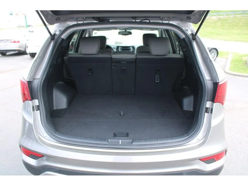 Used 2018 Mineral Gray Hyundai 2.4L image 6