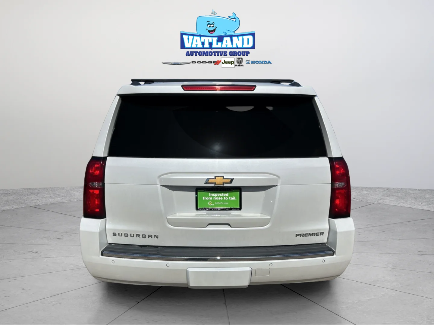 Used 2019 Pearl Chevrolet Premier image 4