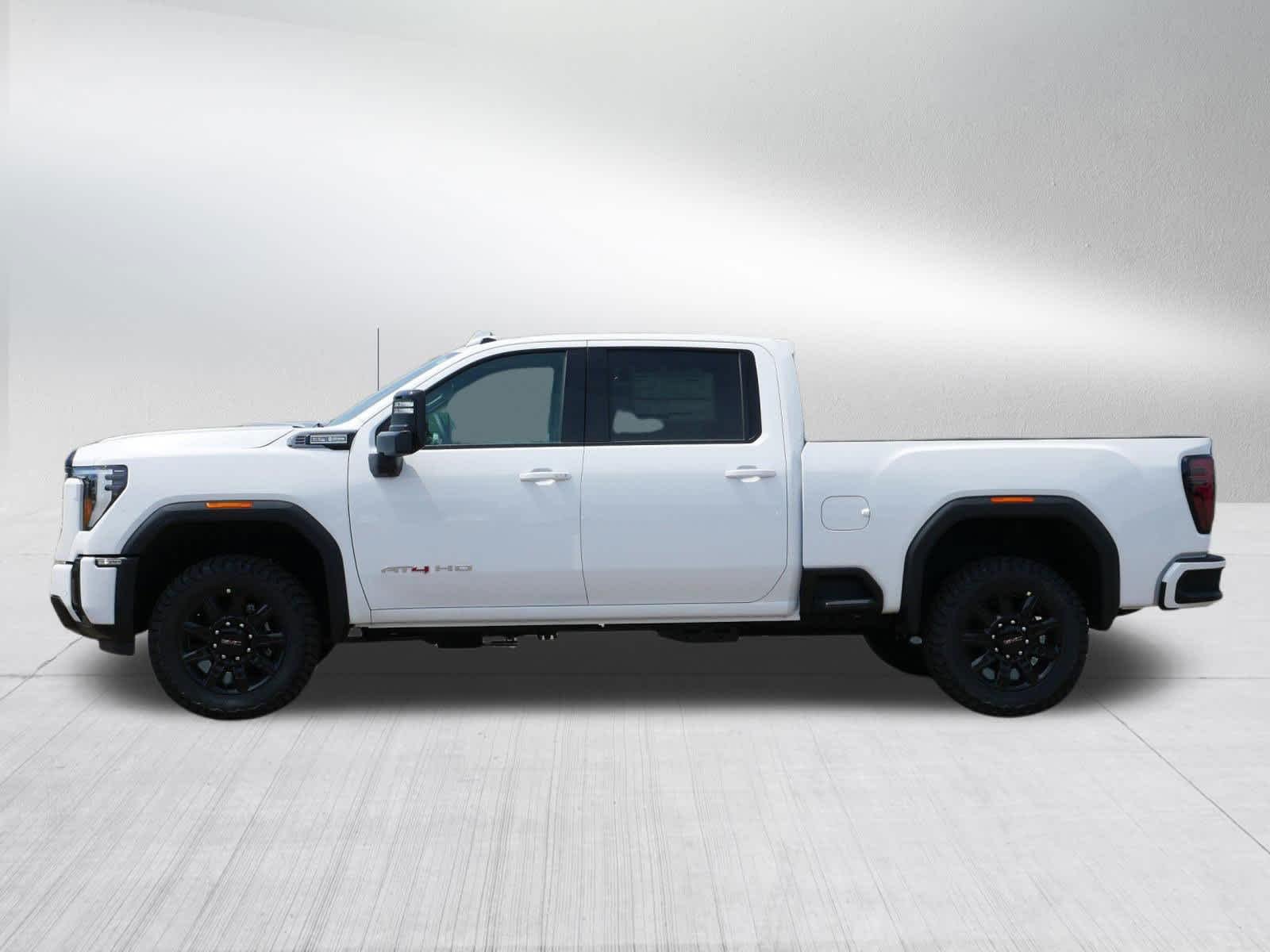 2026 GMC Sierra 2500HD AT4 - Photo 2