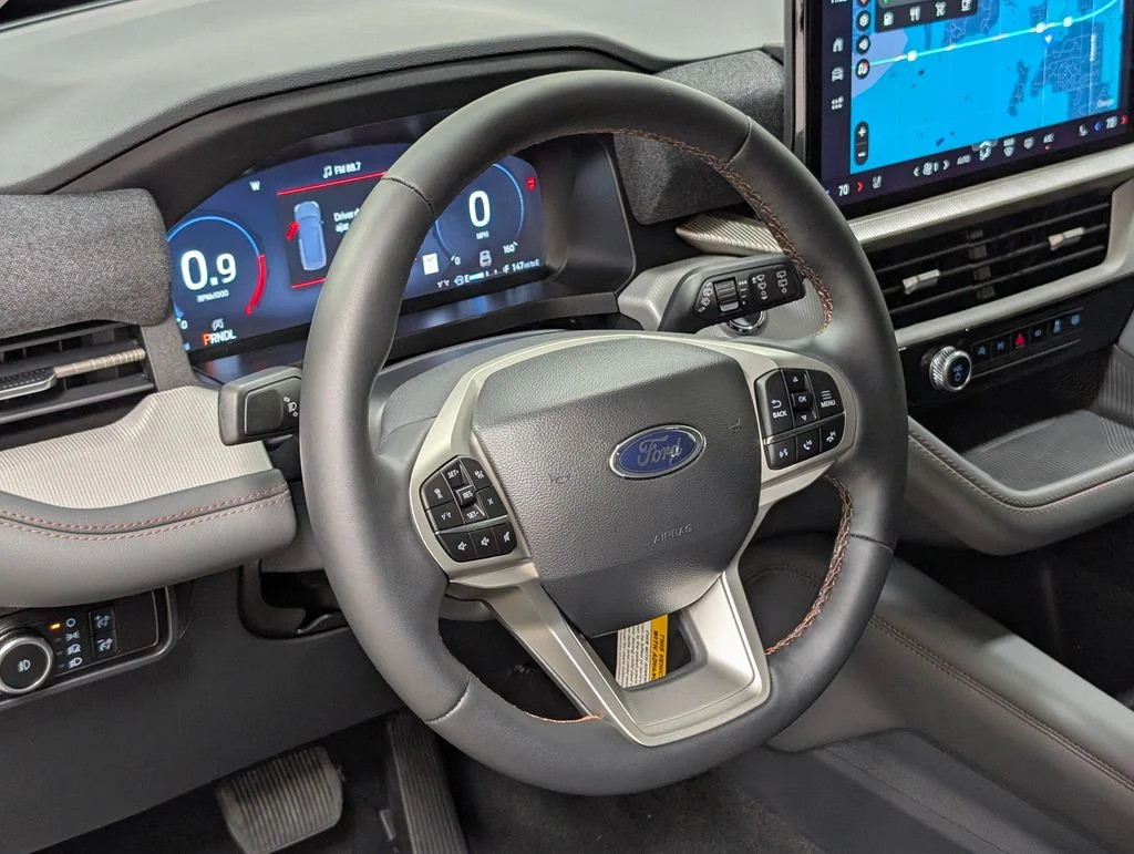 New 2026 Space White Metallic Ford Active image 8