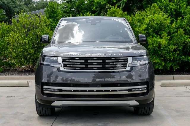 New 2026 Charente Grey Land Rover SE image 6