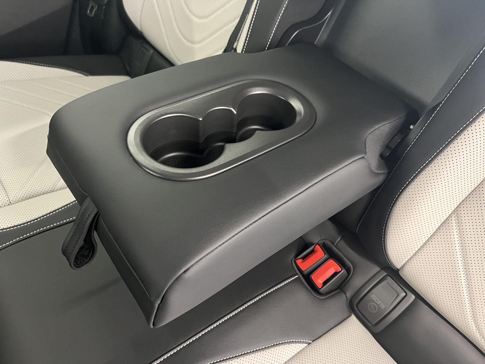 New 2026 deep black pearl Volkswagen SE image 24