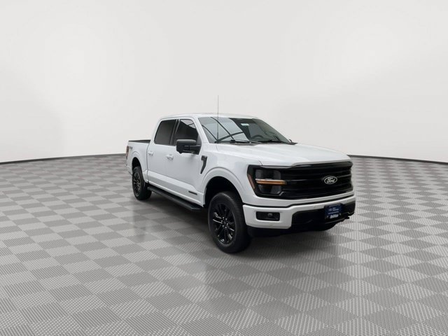 Used 2024 Oxford White Ford XLT image 39