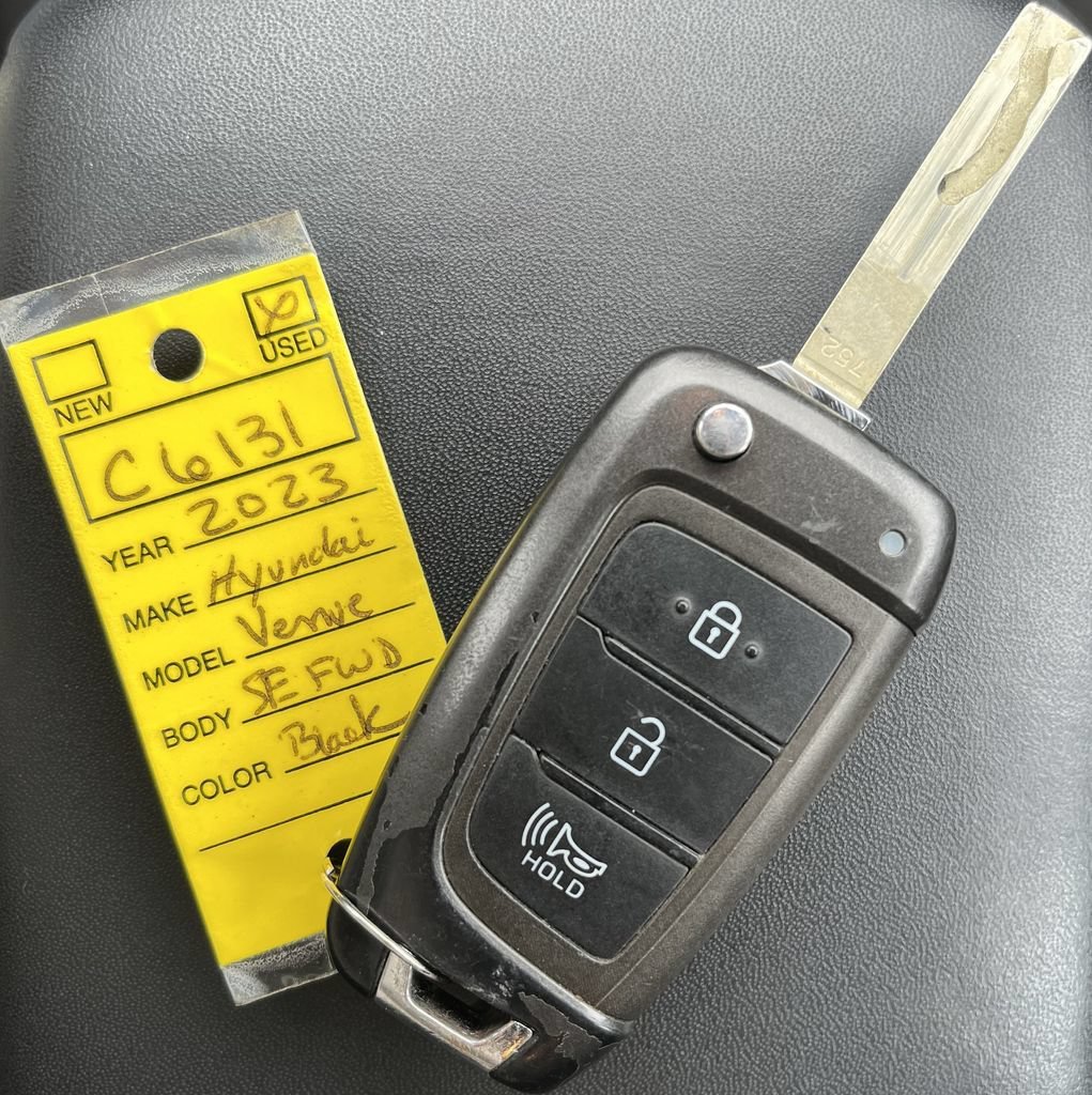 2023 Hyundai Venue SE - Photo 22