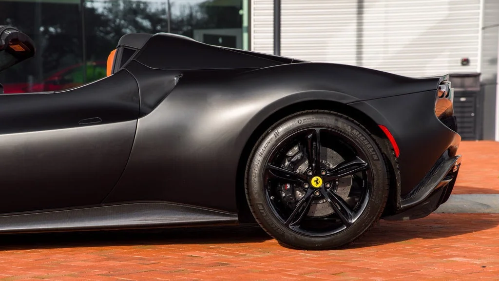 Used 2025 Grigio Scuro Ferrari  image 3