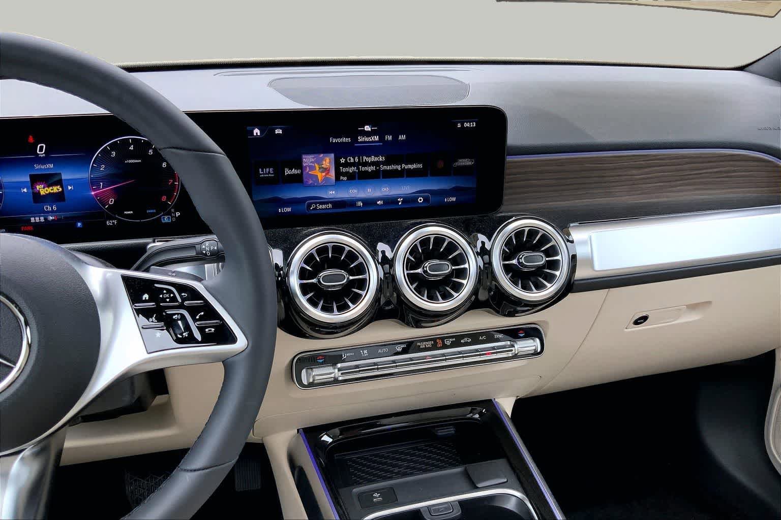New 2026 Night Black Mercedes-Benz GLB 250 image 6