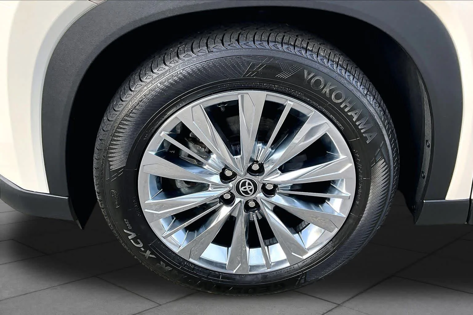 Certified Used 2024 Coastal Cream Toyota Platinum image 11