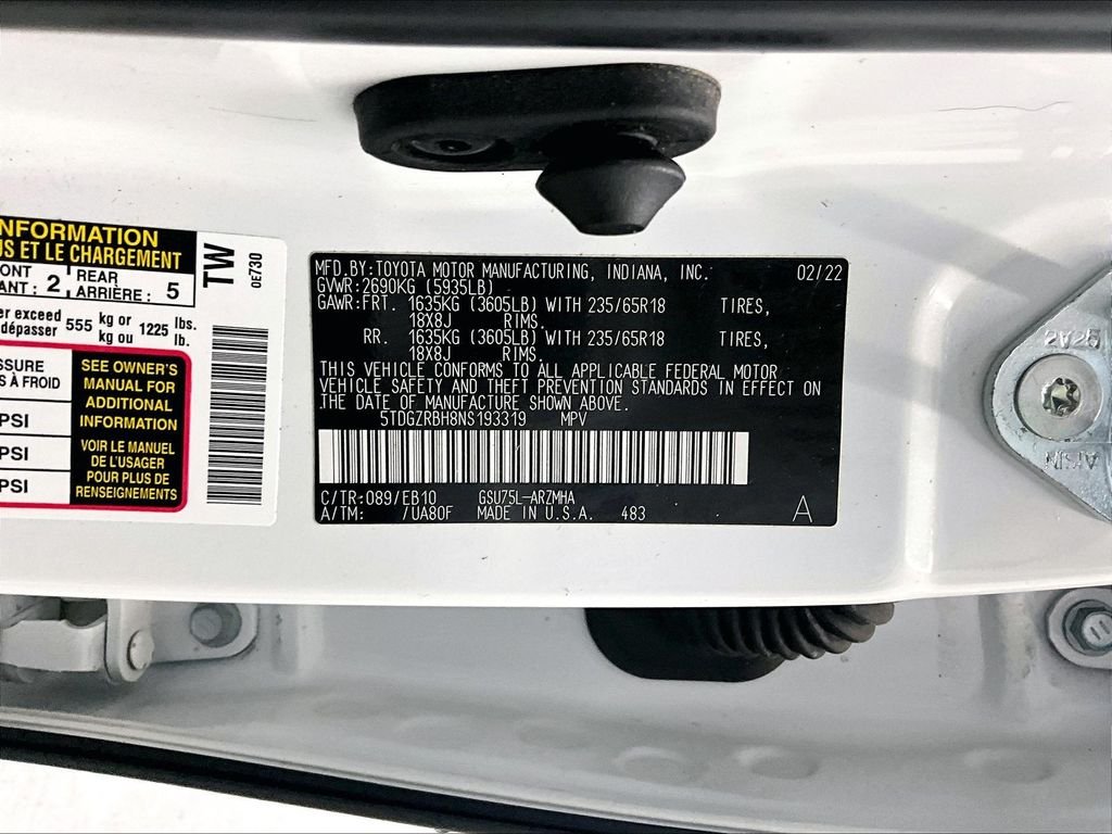 Used 2022 Pearl Toyota XLE image 35