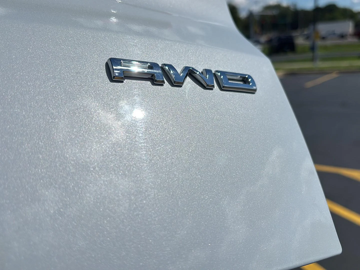 Used 2025 Space Silver Ford Platinum image 27