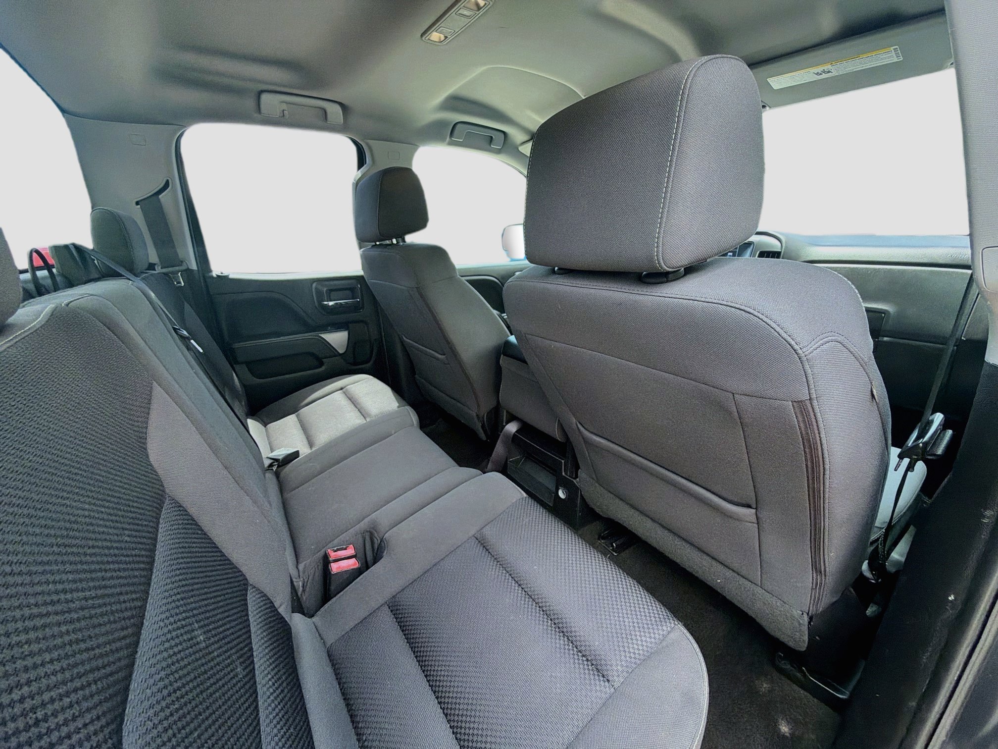 Used 2018 Graphite Metallic Chevrolet LT image 28