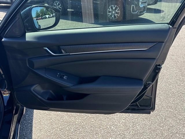 Used 2019 Black Honda EX image 24