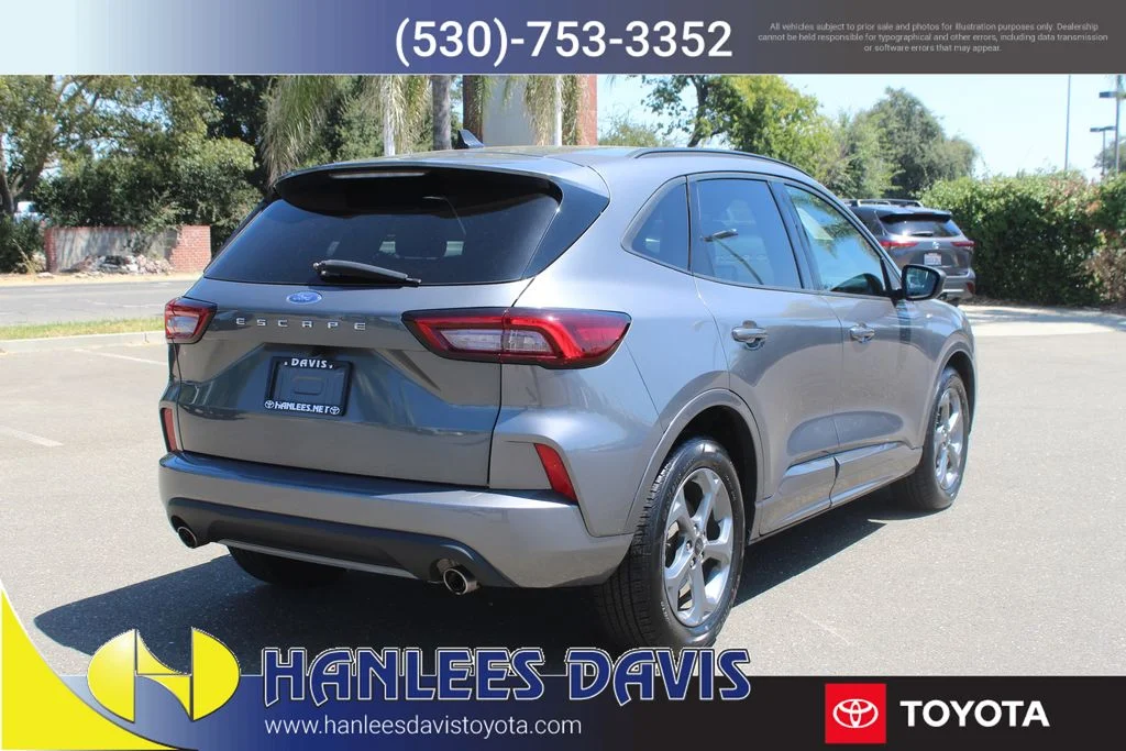Used 2024 Gray Ford ST-Line image 7