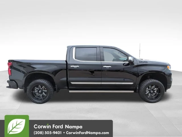 Used 2024 Black Chevrolet High Country image 2