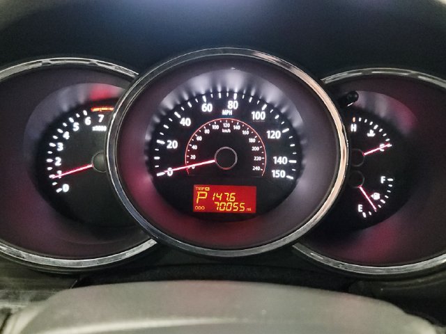 Used 2011 Titanium Silver Kia LX image 23
