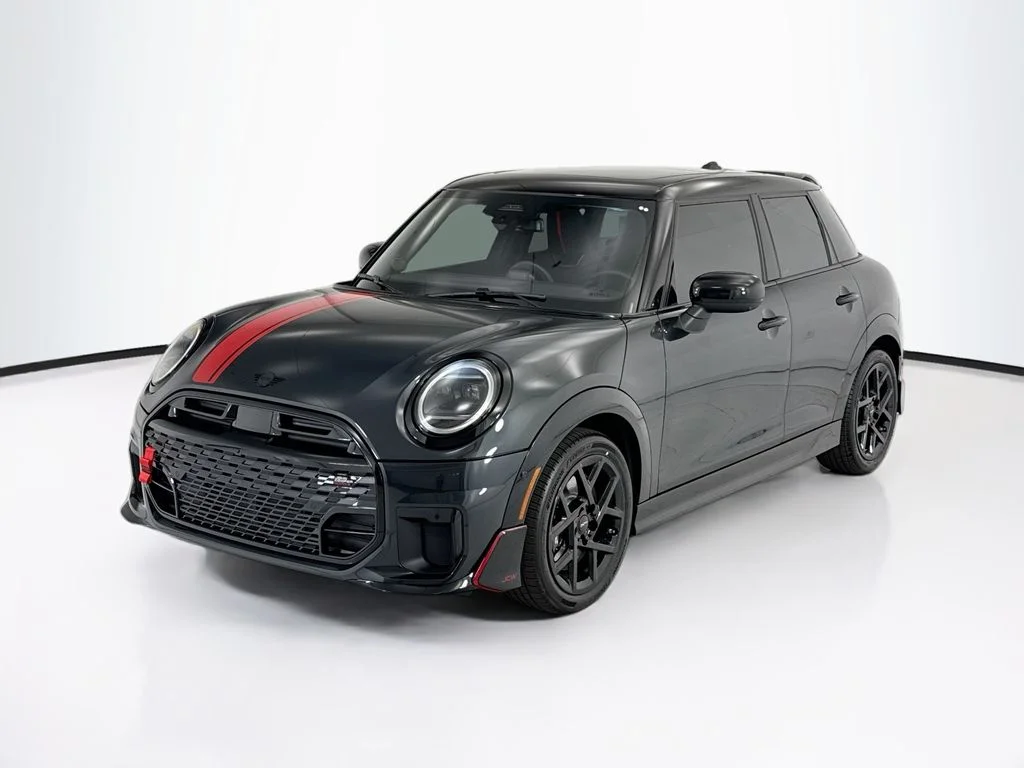 2026 MINI Hardtop Cooper S's photo