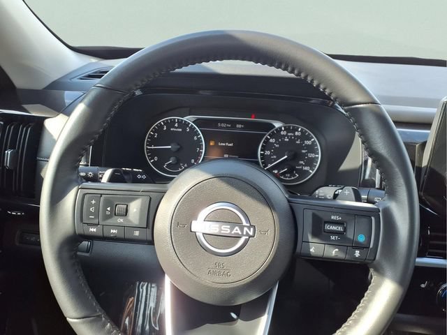 Used 2024  Nissan SV image 11