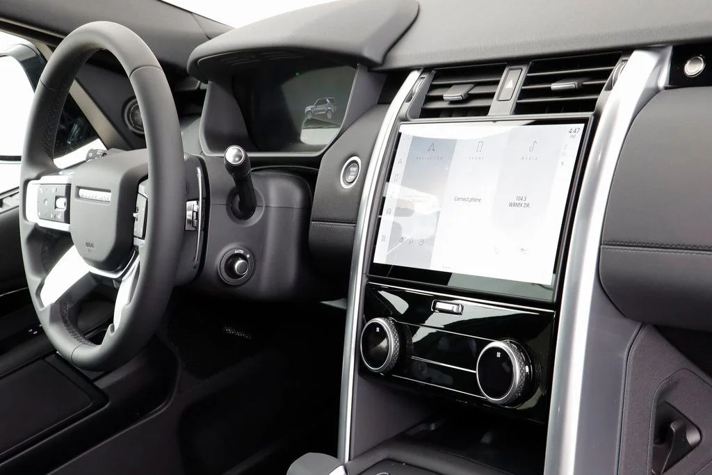 New 2025 Gray Land Rover S image 22
