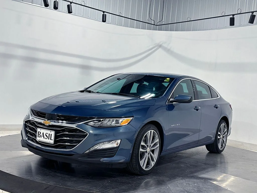 Used 2024 Blue Chevrolet LT image 8