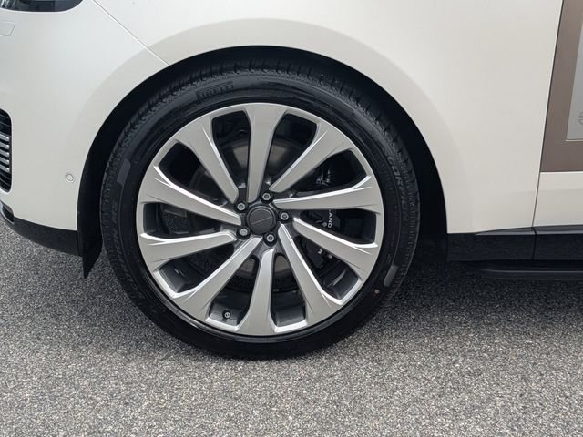 New 2026 Icy White Satin Land Rover SV image 9