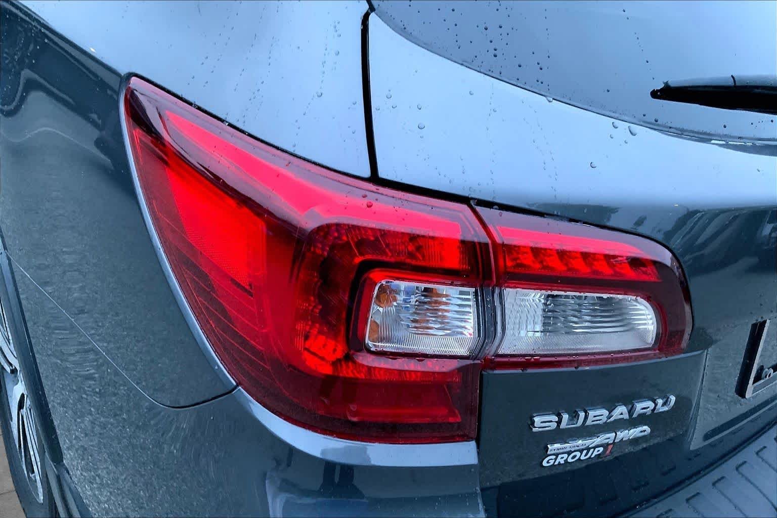 Used 2018 Magnetite Gray Metallic Subaru Limited image 28