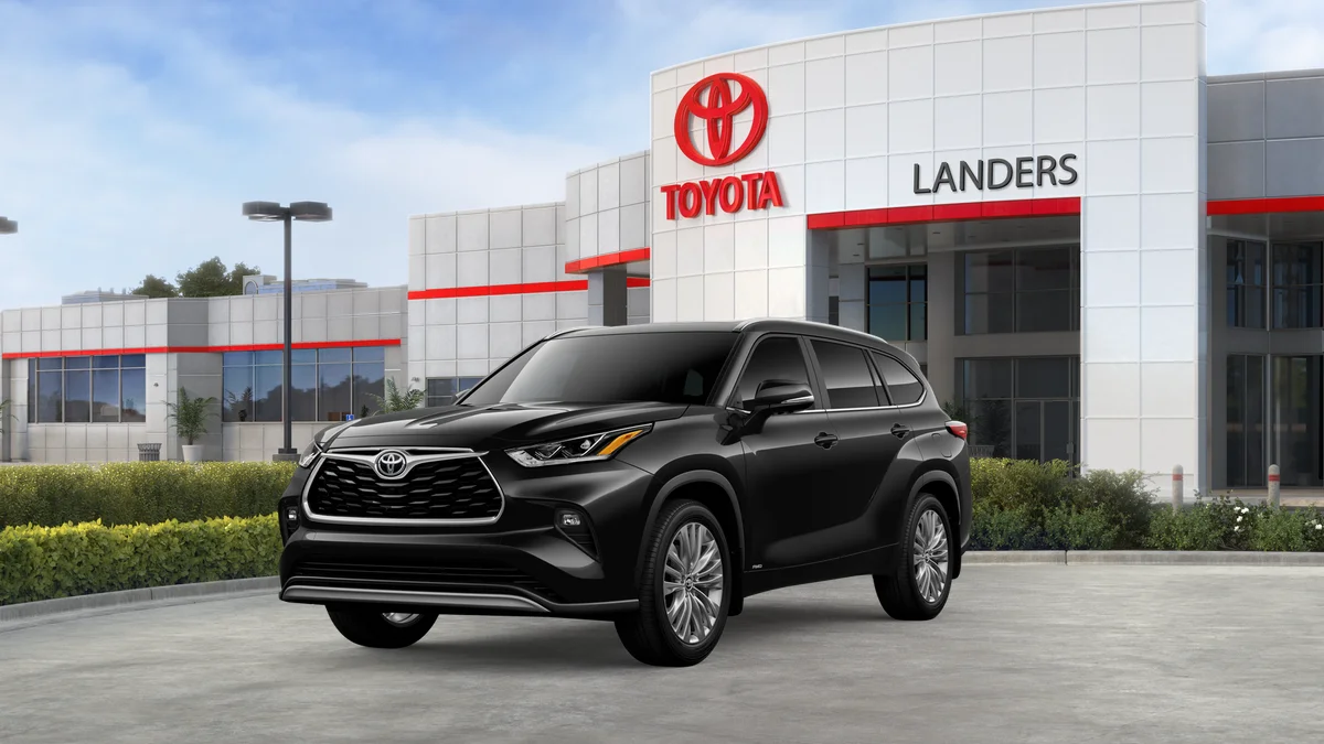 2026 Toyota Highlander Hybrid Platinum