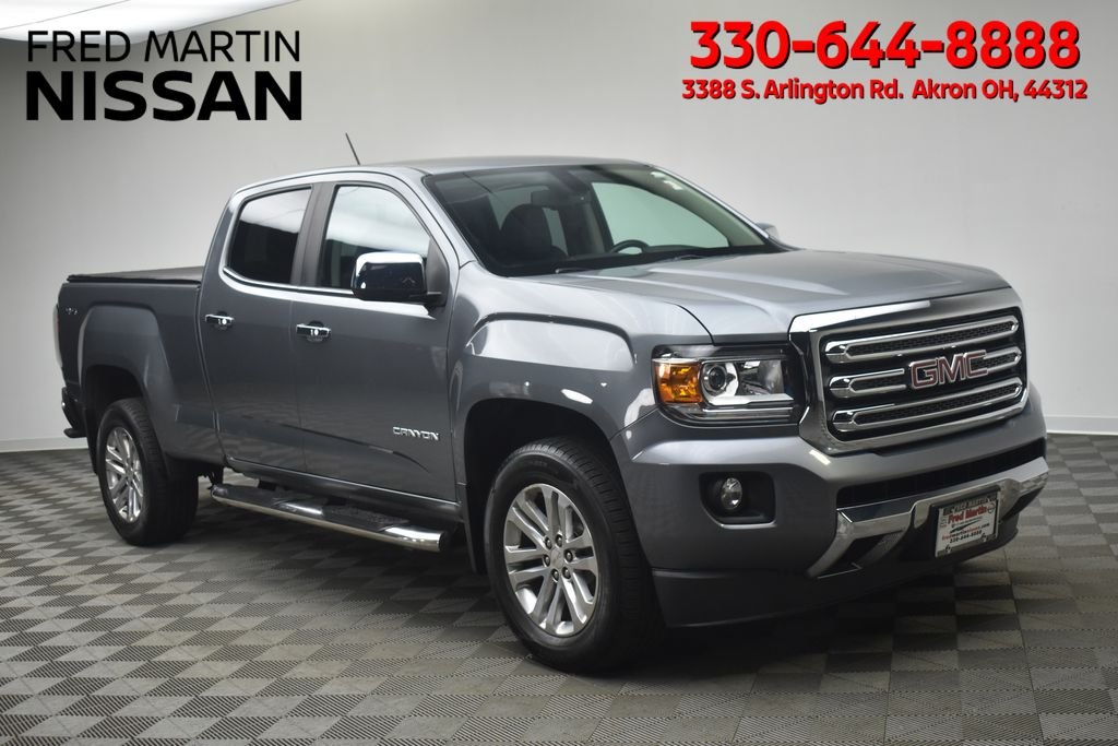 Used 2018 Gray GMC SLT image 1