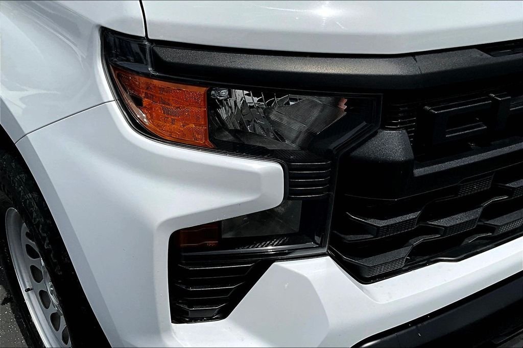 Used 2022 White Chevrolet WT image 22