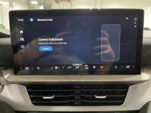 Used 2026 Star White Ford Active image 31
