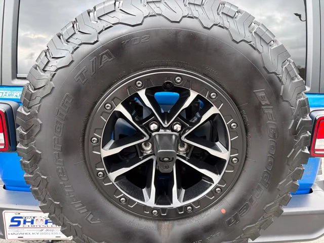 Used 2026 Blue Jeep Willys image 11