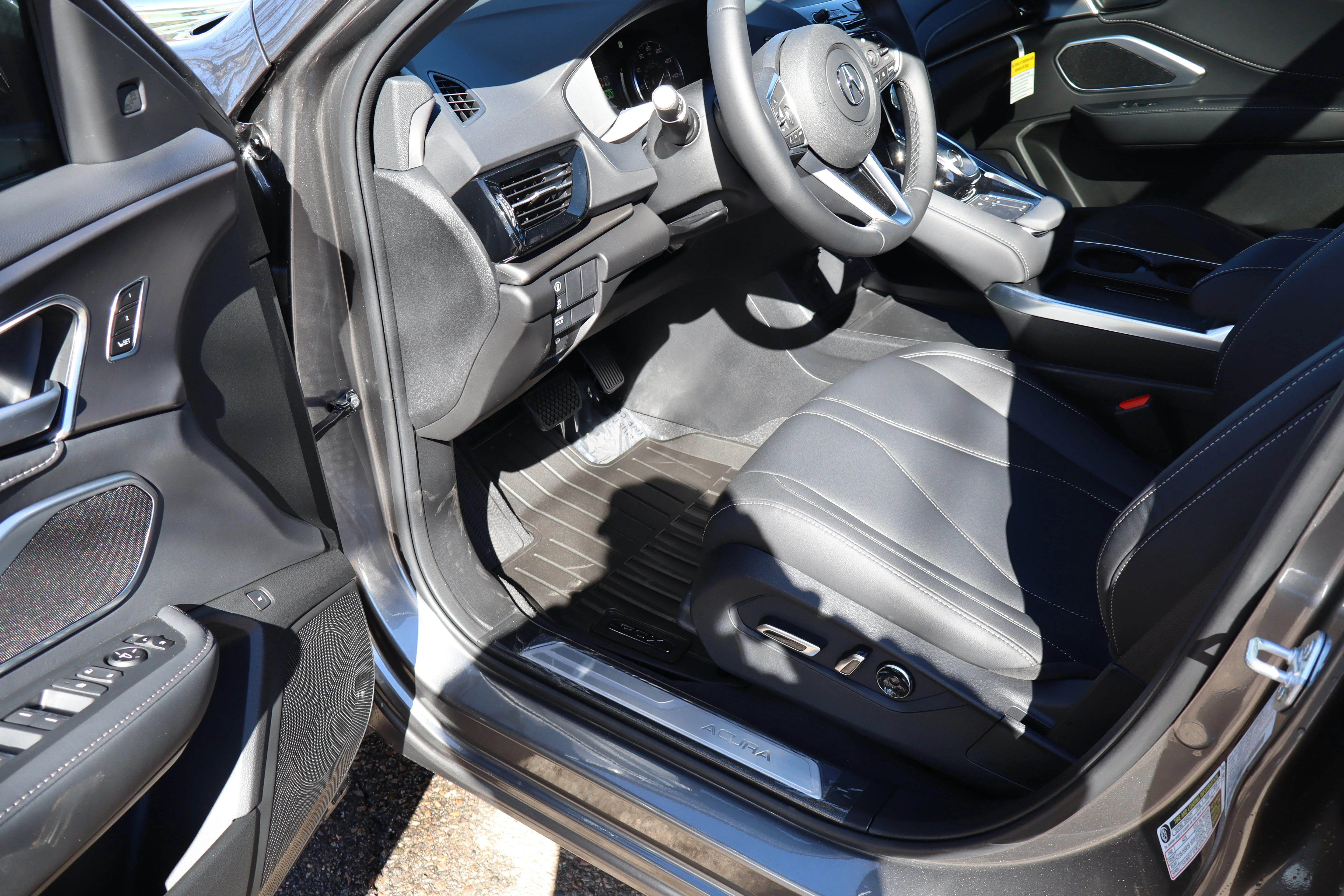 New 2026 Liquid Carbon Metallic Acura 4RDX image 22