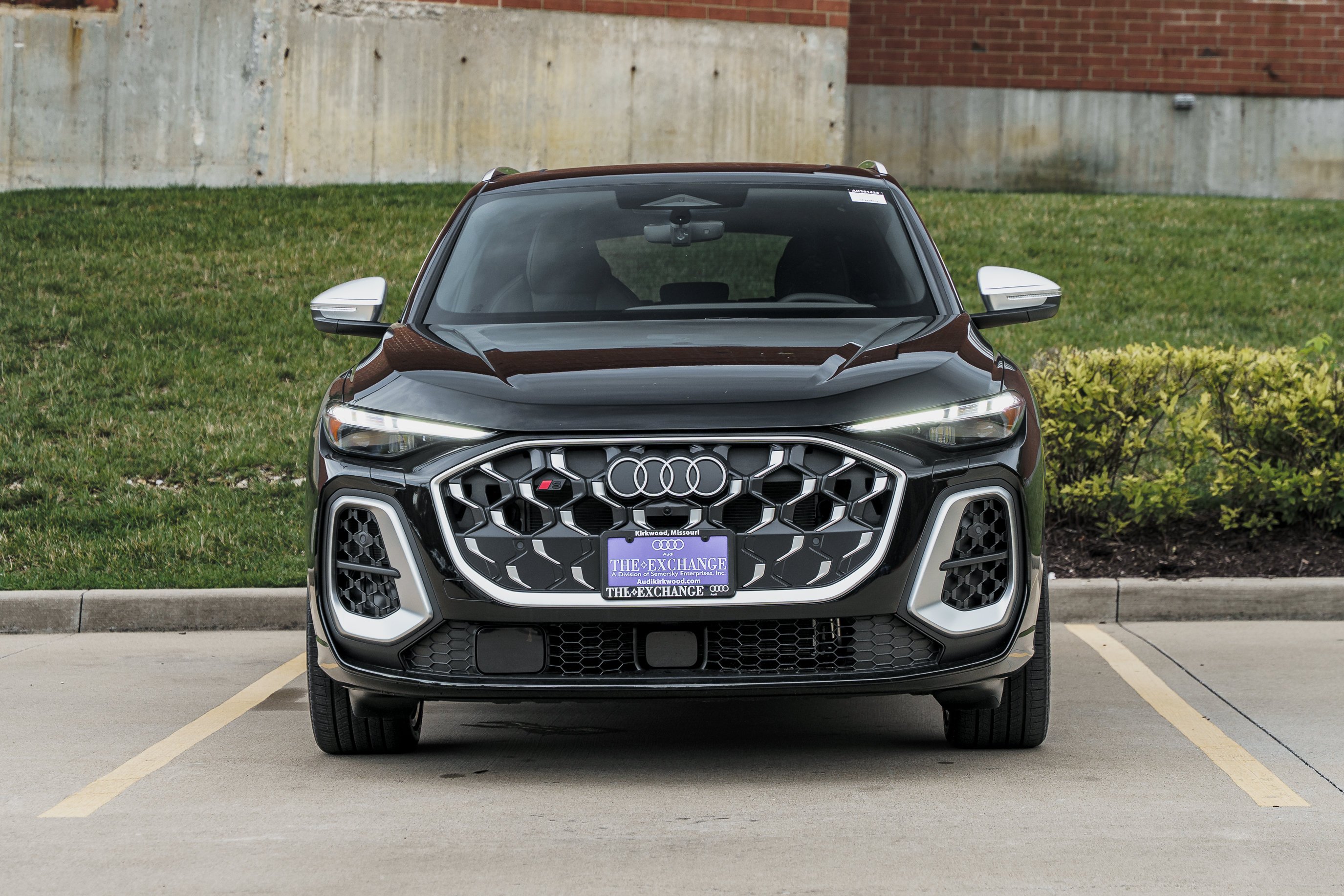 New 2026 MYTHOS BLACK Audi Premium Plus image 31