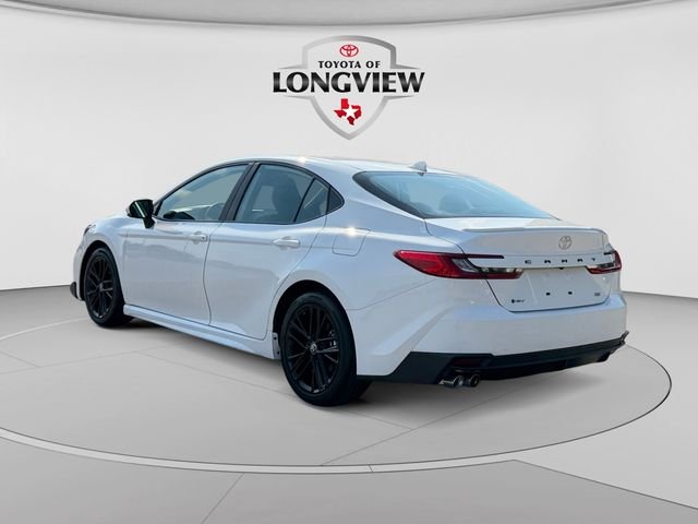 Used 2025 Ice Toyota SE image 3
