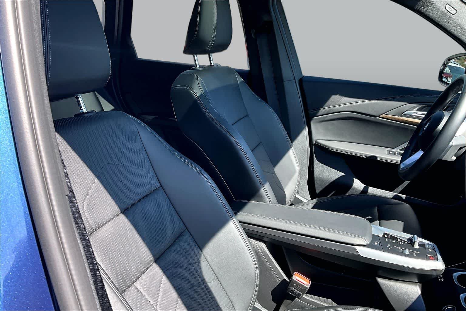 Used 2025 Phytonic Blue Metallic BMW xDrive28i image 8