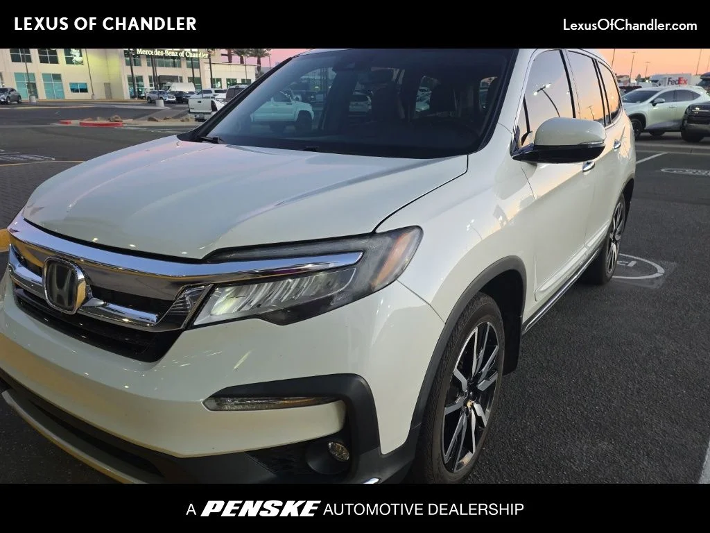 2019 Honda Pilot 2WD Touring's photo