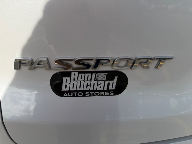 Used 2023 White Honda EX-L image 42