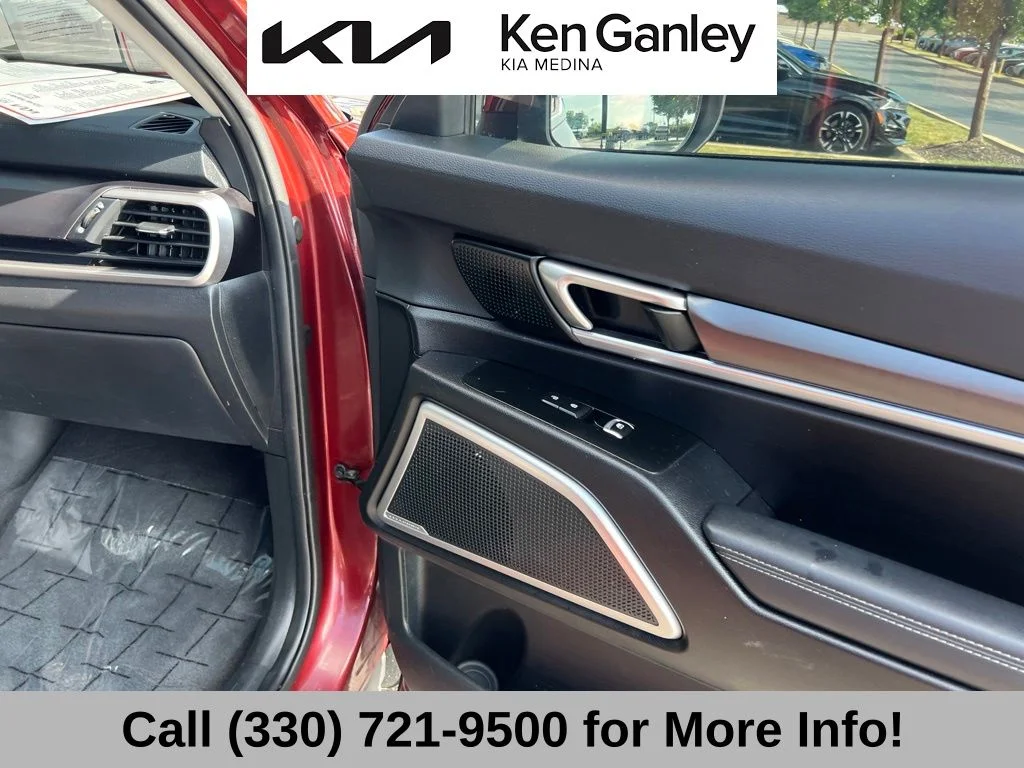 Used 2024 Red Kia S image 60