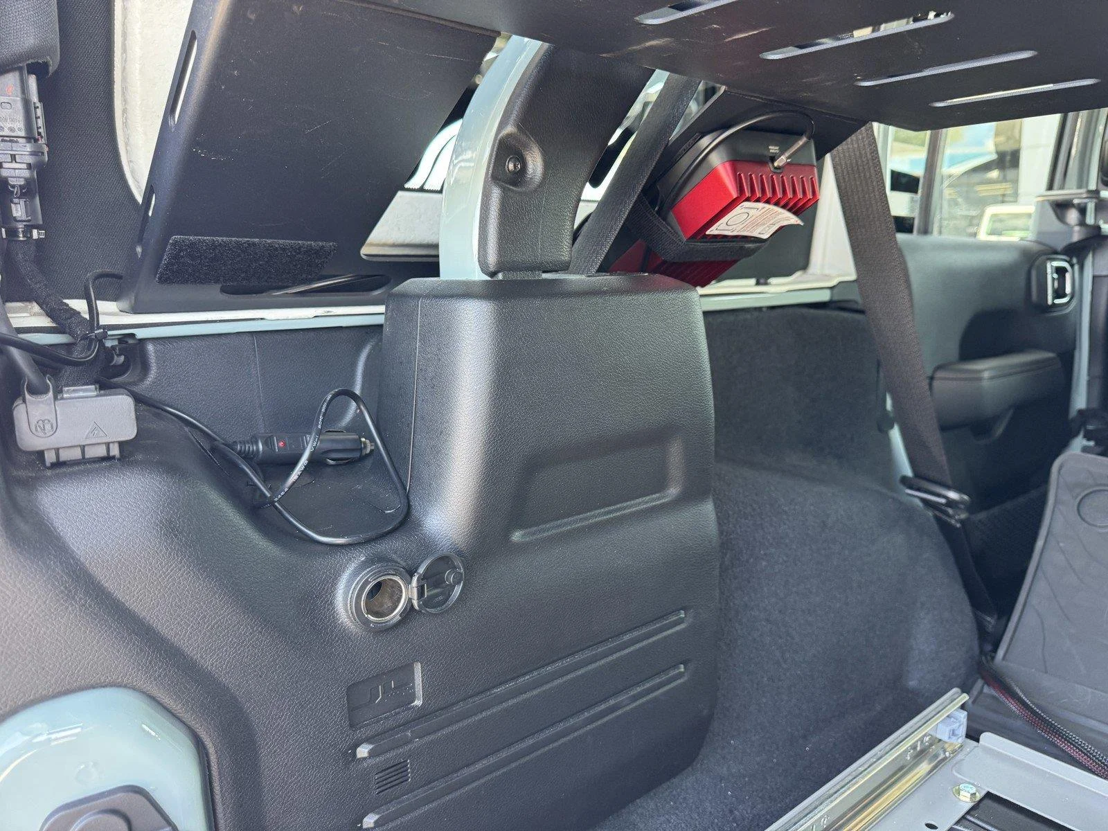 Certified Used 2023 Earl Clearcoat Jeep Rubicon 392 image 21