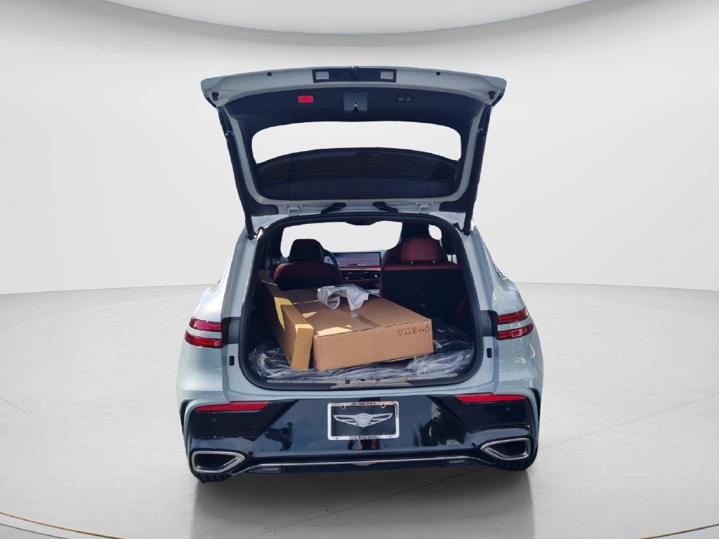 New 2027 Blue Genesis 2.5T SPORT PRESTIGE image 9