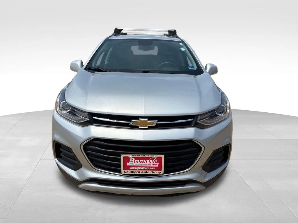 Used 2021 Silver Chevrolet LT image 9