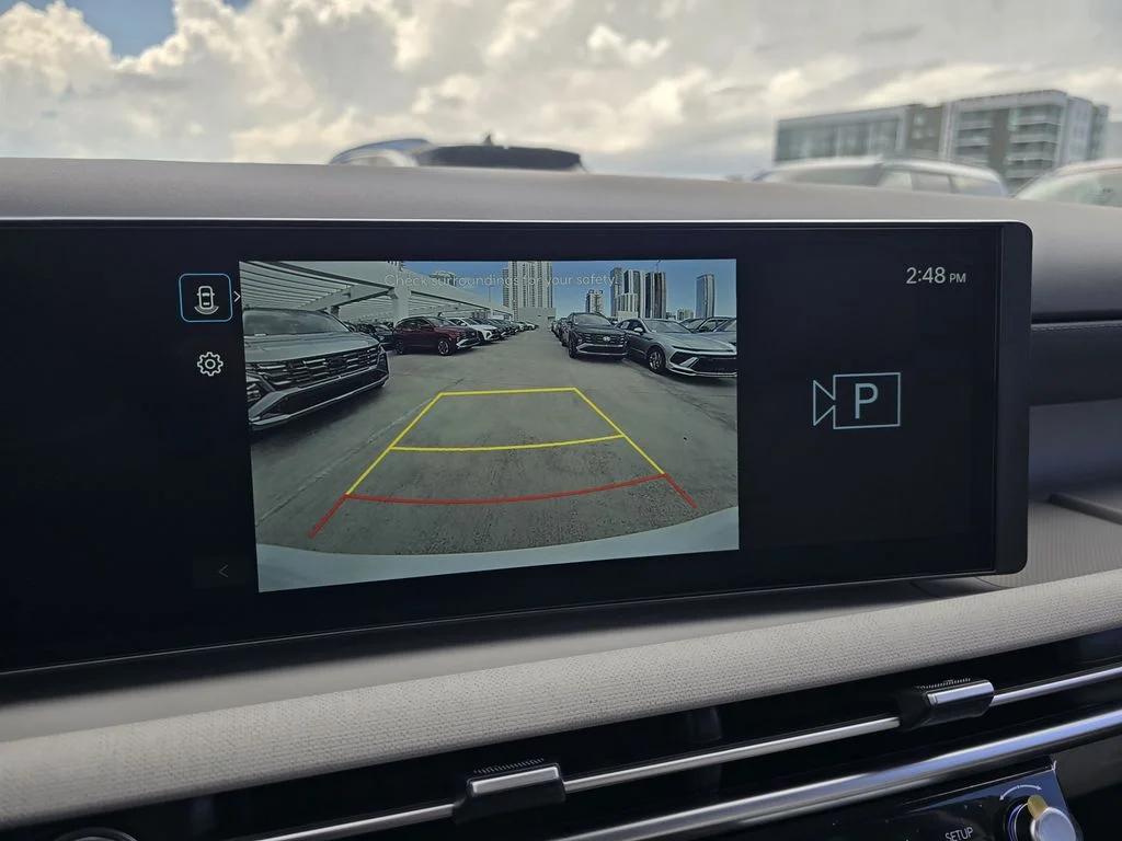 New 2026 Gray Hyundai SEL Premium image 24