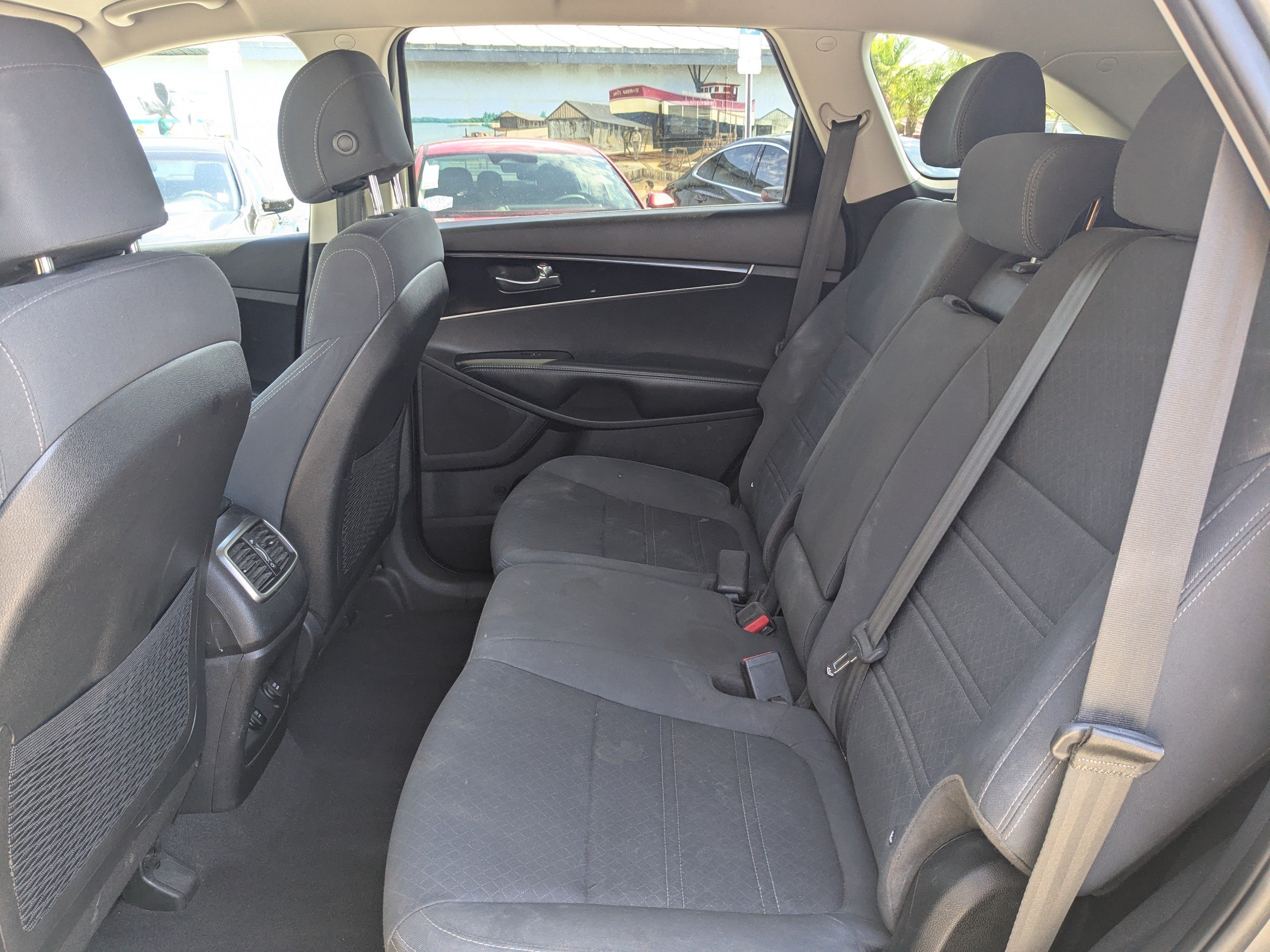 Used 2017 Titanium Silver Kia LX V6 image 15