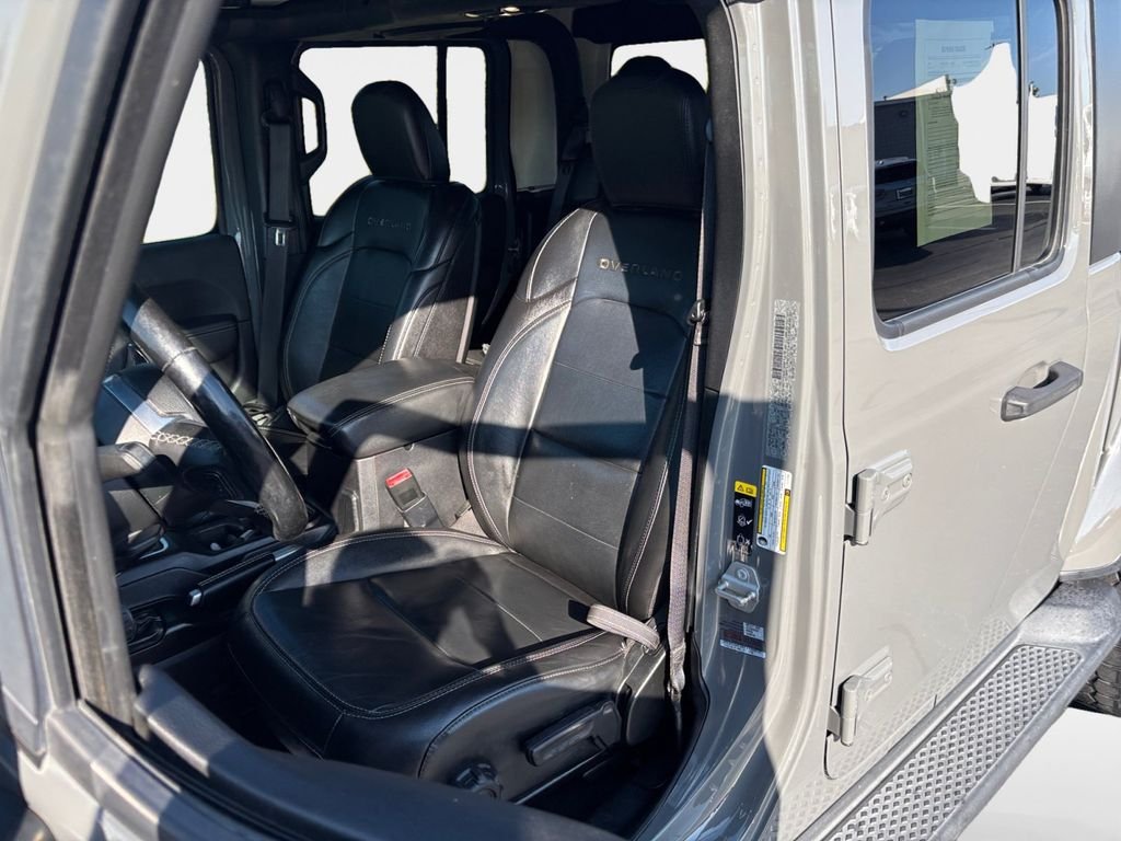 Certified Used 2020 Gray Jeep Overland image 26