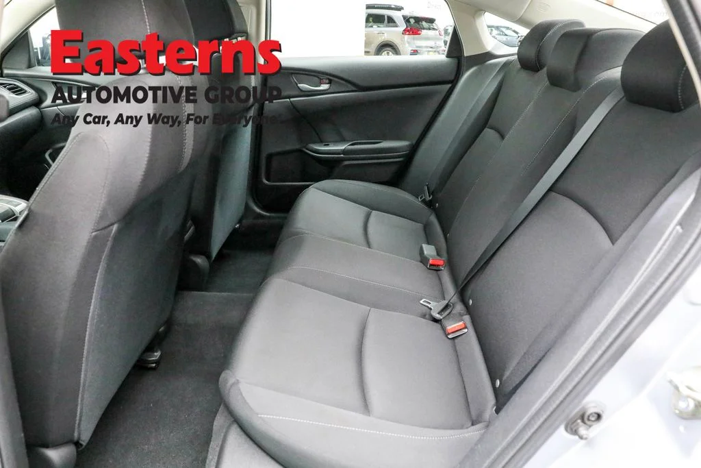 Used 2018 Silver Honda LX image 19