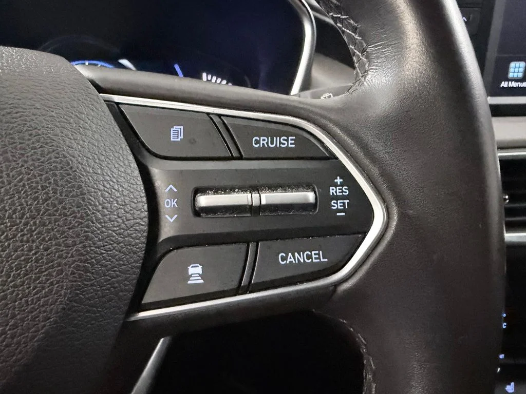 Used 2020 Black Hyundai SEL image 24