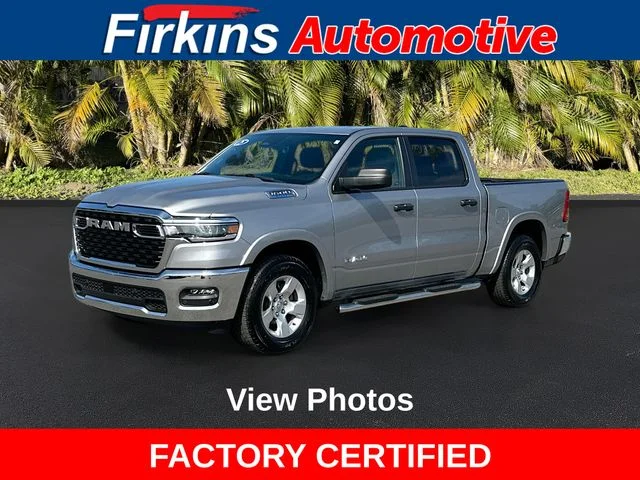 2025 RAM 1500 Big Horn/Lone Star 4x4 Crew Cab 5'7's photo