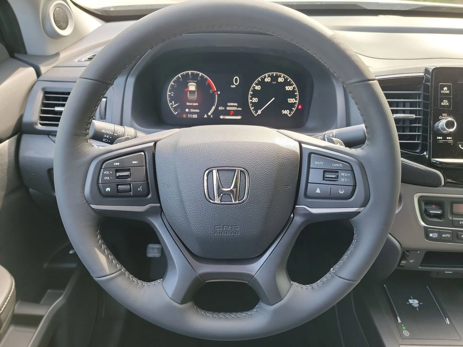 New 2026 Solar Silver Metallic Honda RTL image 17